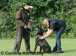 Josef Wild mit Martina Mushardt und Arrak